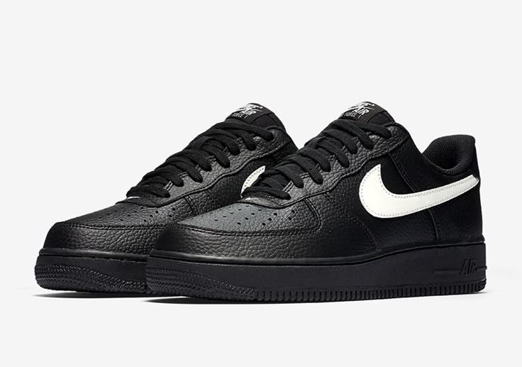 Air Force One Low 07