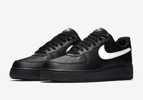 Air Force One Low 07