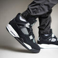 Jordan Retro 4 White Thunder