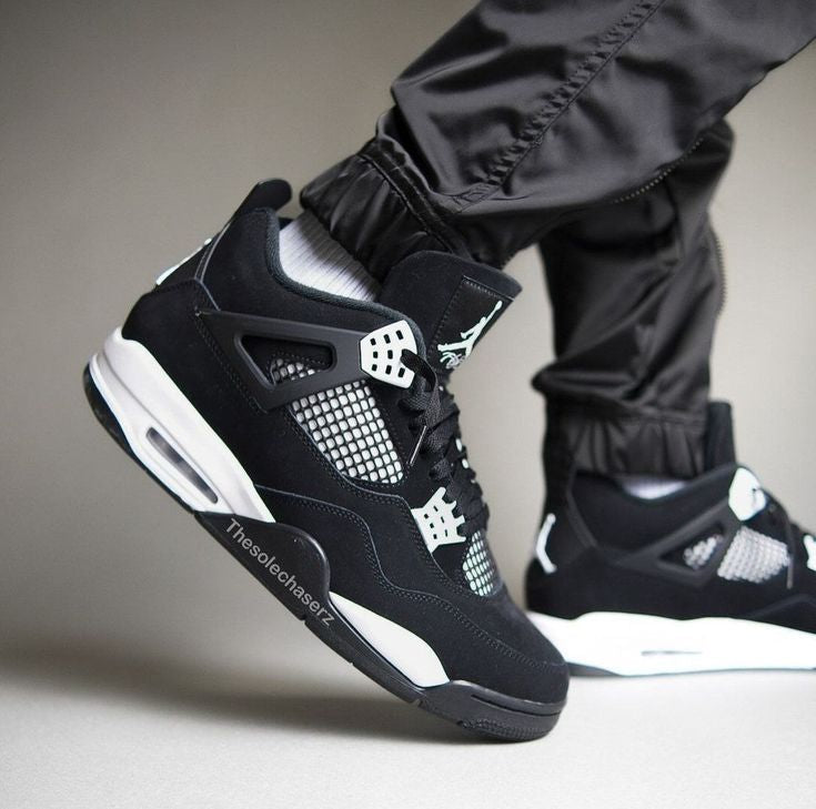 Jordan Retro 4 White Thunder